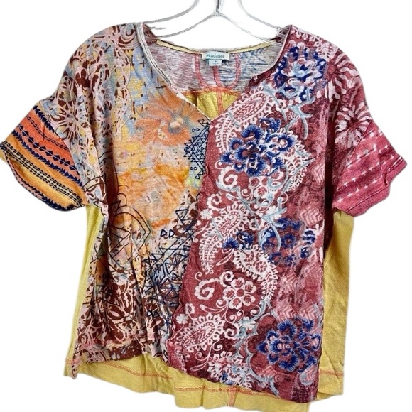 Sundance 100% cotton T-shirt with multi print size medium - Picture 1 of 7